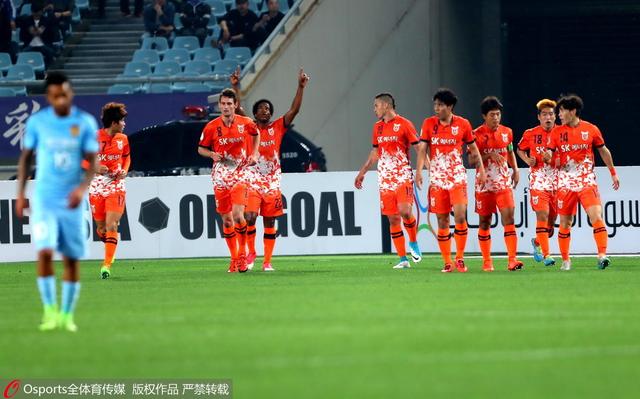 意甲-国米2-0拉齐奥3连胜4分领跑 劳塔罗图拉姆破门北京时间12月18日凌晨3:45，2023-24赛季意甲联赛第16轮，国米客战拉齐奥。